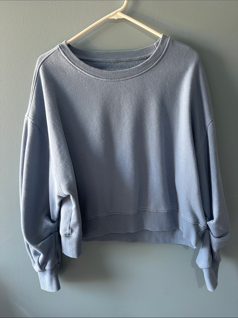 Casual Oversized Crewneck Sweatshirt - Light Blue